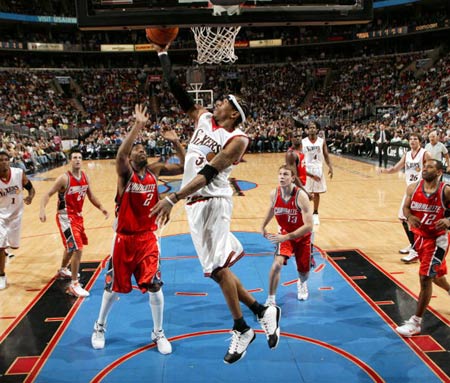 总能看到他 总能看到他