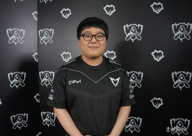 成功扮演了 成功扮演了